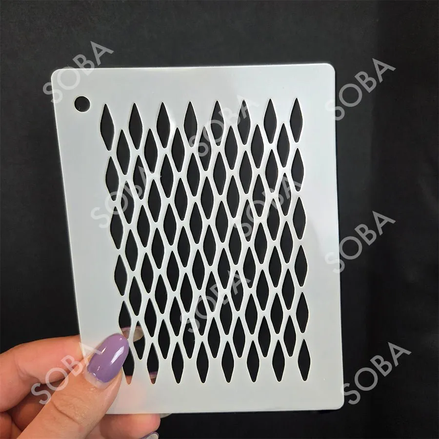 ProAiir StencilEyes QEZ32 Cobra Scales pochoir taille unique reptile