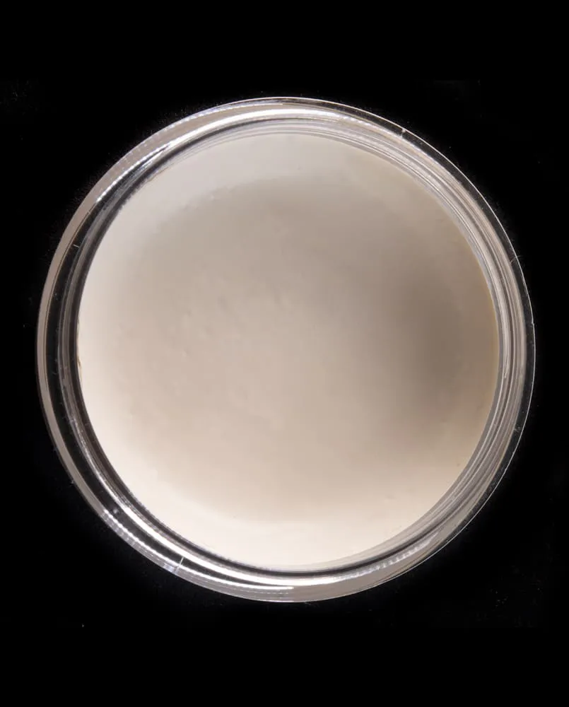 Skin Illustrator Powdah'd Milk godet maquillage blanc cassé