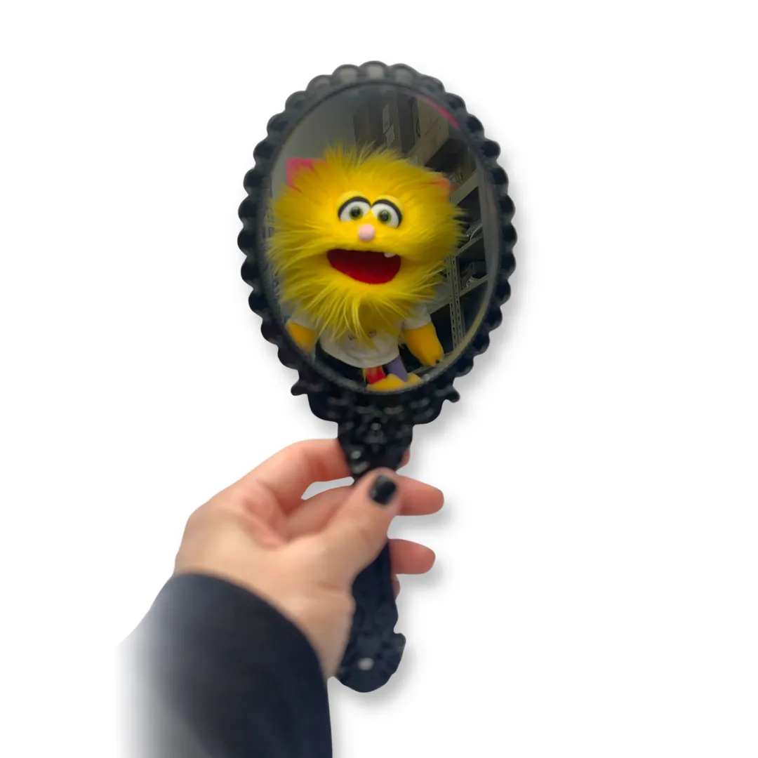 F.A.B. Handheld Mirror miroir à main noir ovale léger