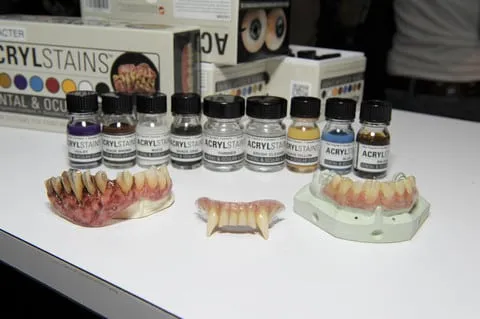 AcrylStains Film Standard kit teinture prothèses 8 tons
