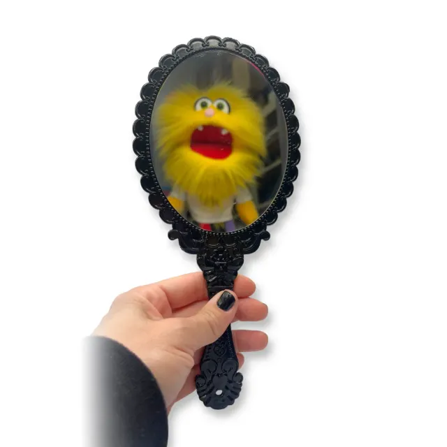 F.A.B. Handheld Mirror miroir à main noir ovale léger