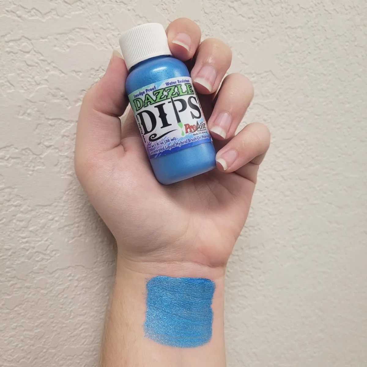 ProAiir DIPS maquillage bleu Dazzle Blue 30 ml métallique