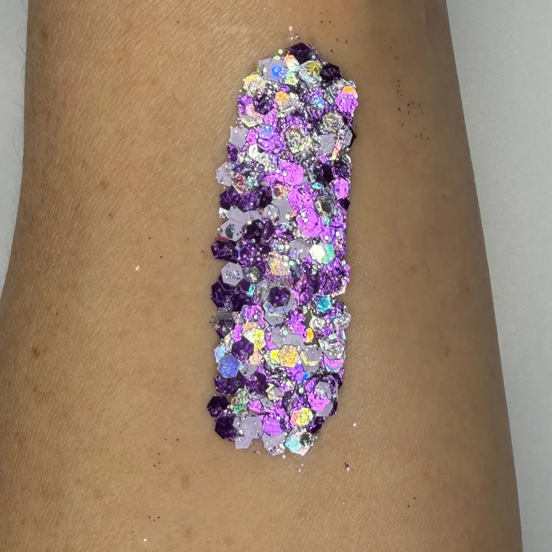 F.A.B. Studio Sparkle Grape Gatsby crème paillettes 25 g
