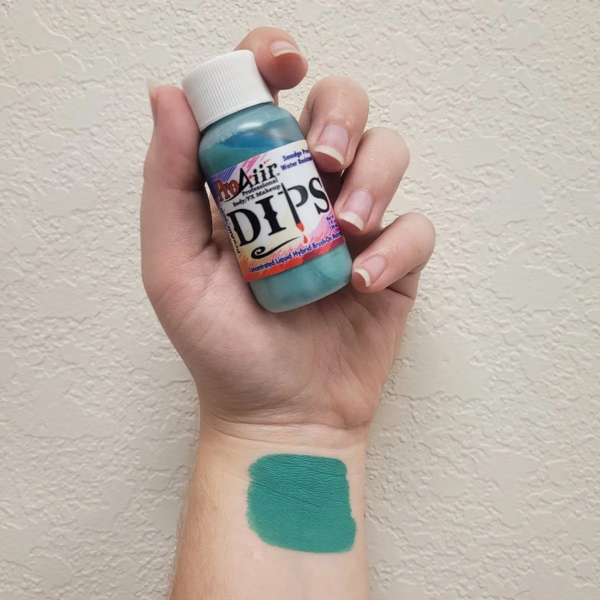 ProAiir DIPS Teal maquillage waterproof 30 ml longue tenue