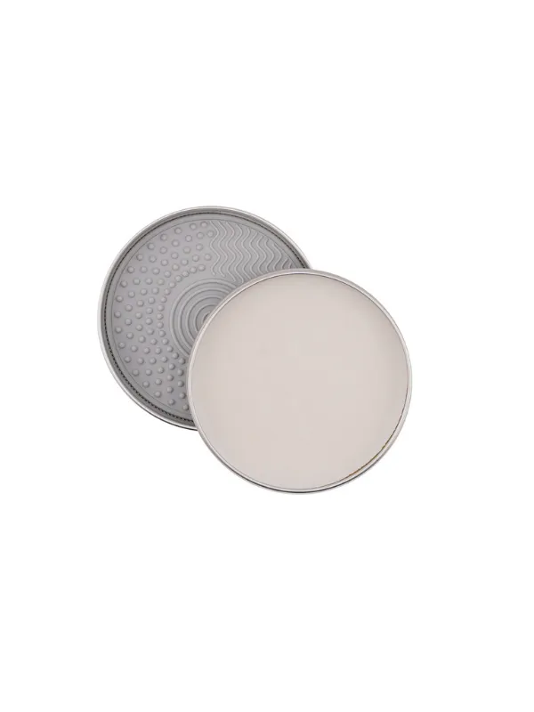 Cinema Secrets All-Natural Vegan Brush & Blender Soap savon pinceaux vegan